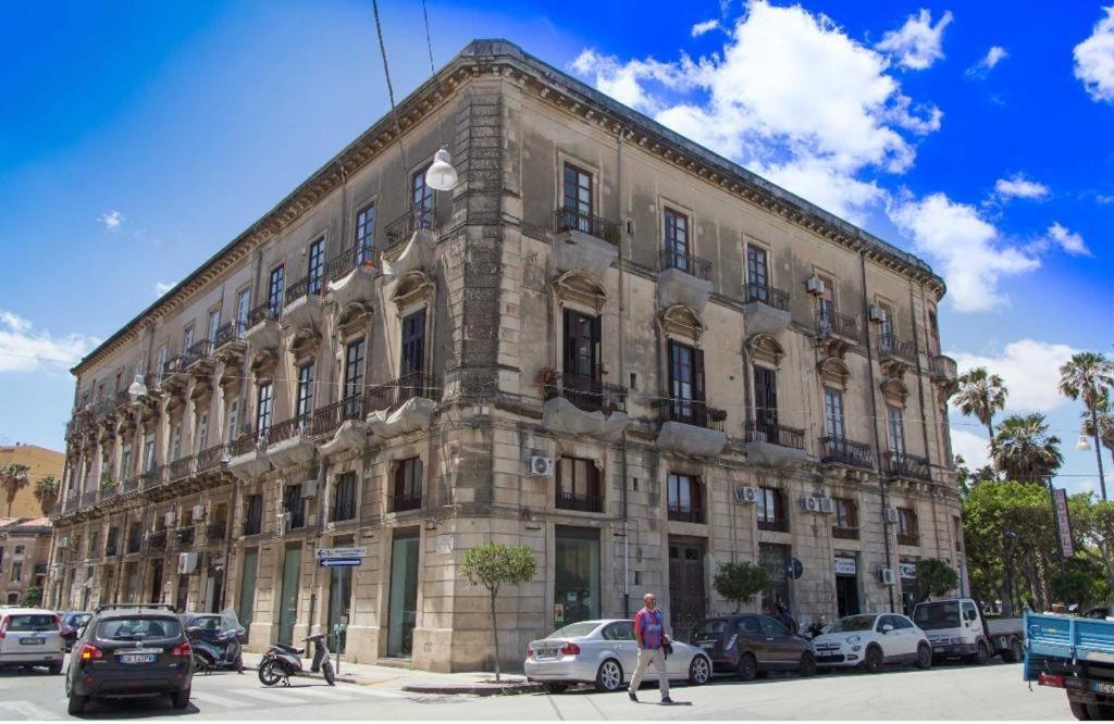 Casa Vacanze L'Altra Diaz Syracuse Ngoại thất bức ảnh